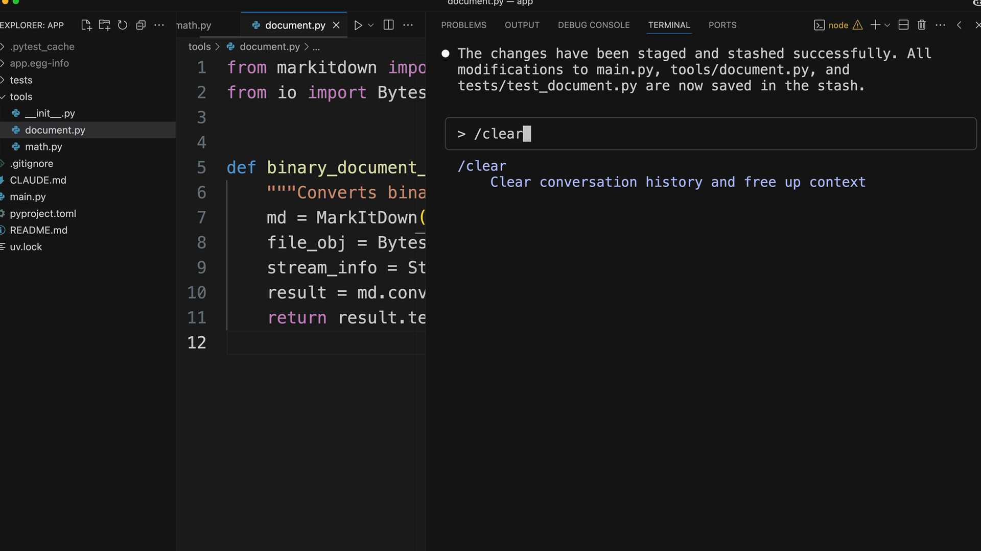 Claude Code terminal: changes to main.py, tools/document.py and tests/test_document.py stashed, then "/clear" typed.